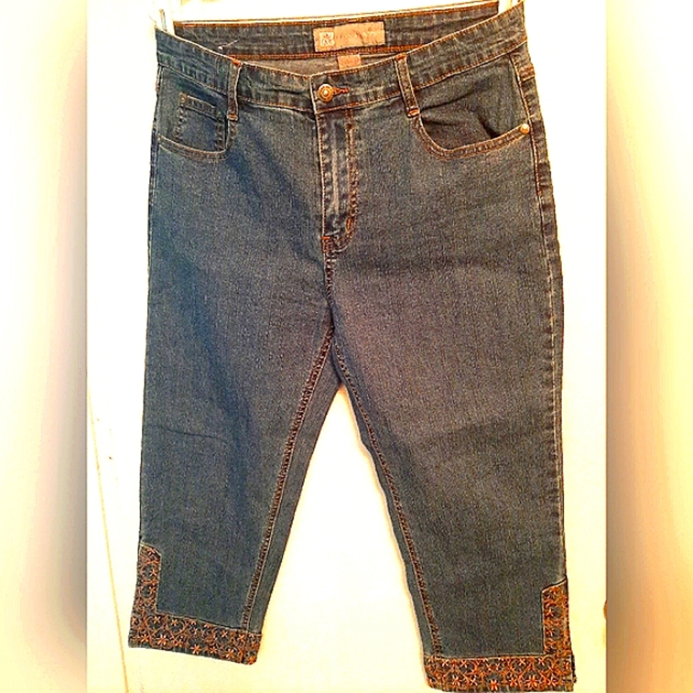 COS/Women's Embroiderd Jeans with gemstone pockets/Sz 10